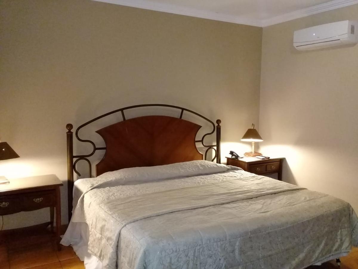 Hotel Puerta Del Rey Santa Cruz de La Sierra Bagian luar foto